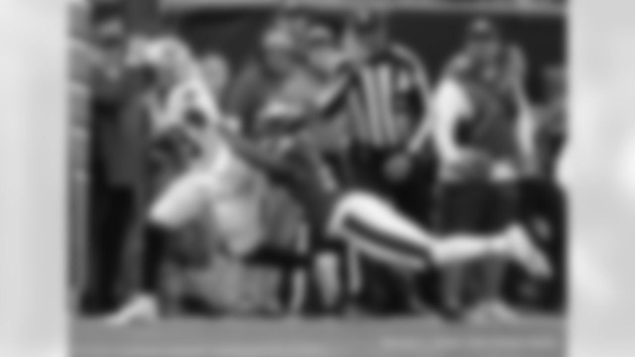Check out the game action from the New Orleans Saints win against the Philadelphia Eagles in Week 17 of the 2022 NFL season.