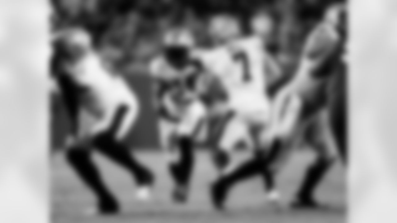 Check out photos of New Orleans Saints running back Mark Ingram in action during the 2021 NFL season.