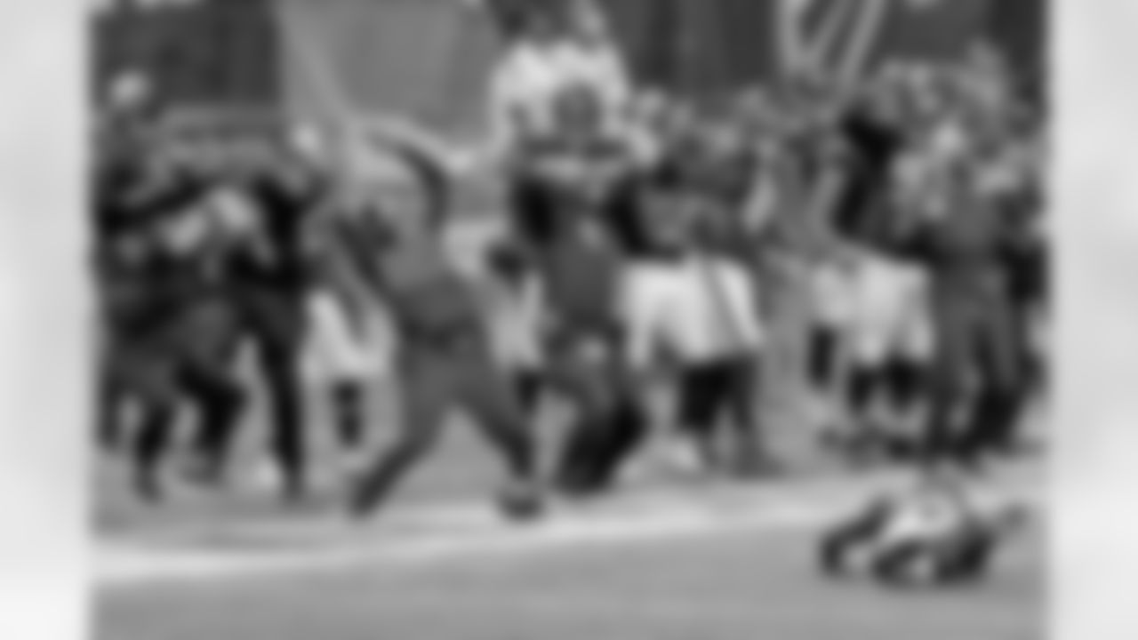 Game action photos from the New Orleans Saints vs. Atlanta Falcons matchup in Week 13 of the 2020 NFL season.