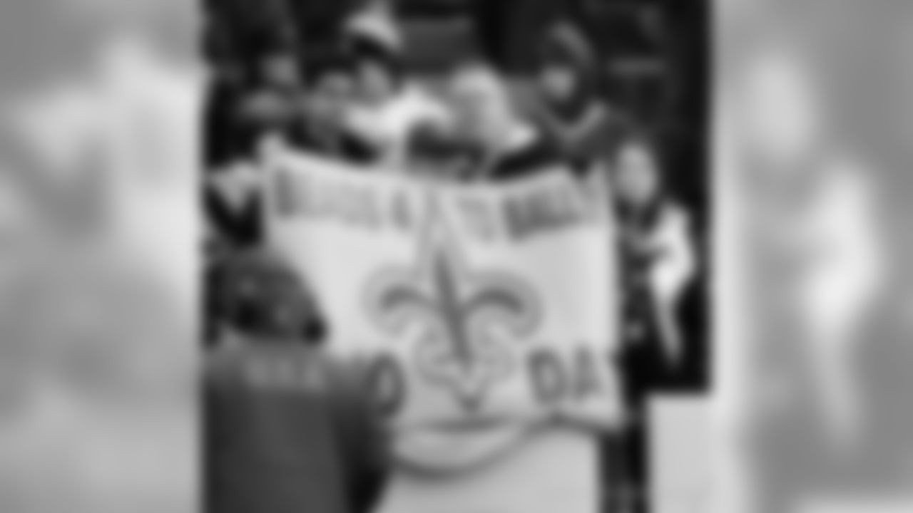 See the best moments from Saints fans in Buffalo for the Week 10 match up against the Buffalo Bills.