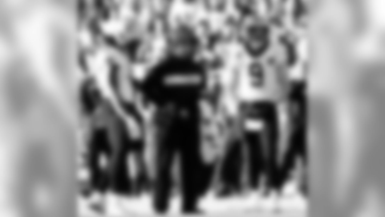 Gallery-Reg-Wk7-Saints-Ravens-Coaches-Staff-102118-027