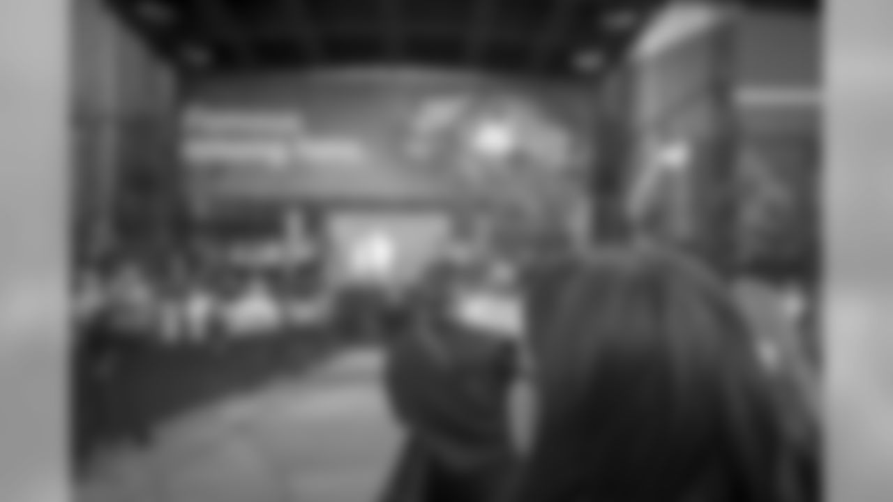 Gallery-Fans-2560-1440-0474