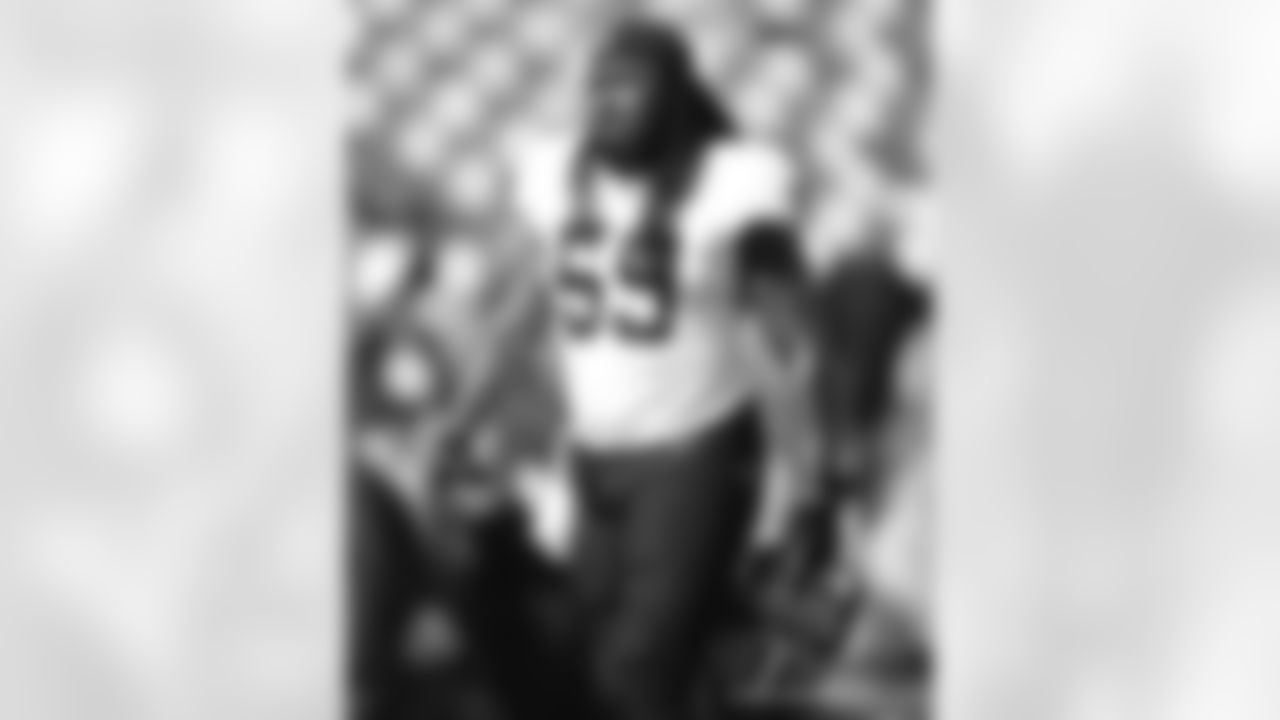 59 LB Dannell Ellerbe