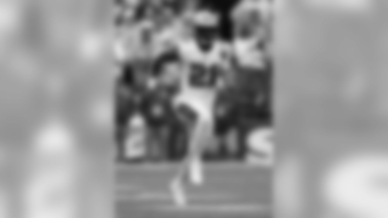 Game action photos of the New Orleans Saints taking on the Seattle Seahawks in week 3 of the 2019 NFL season.