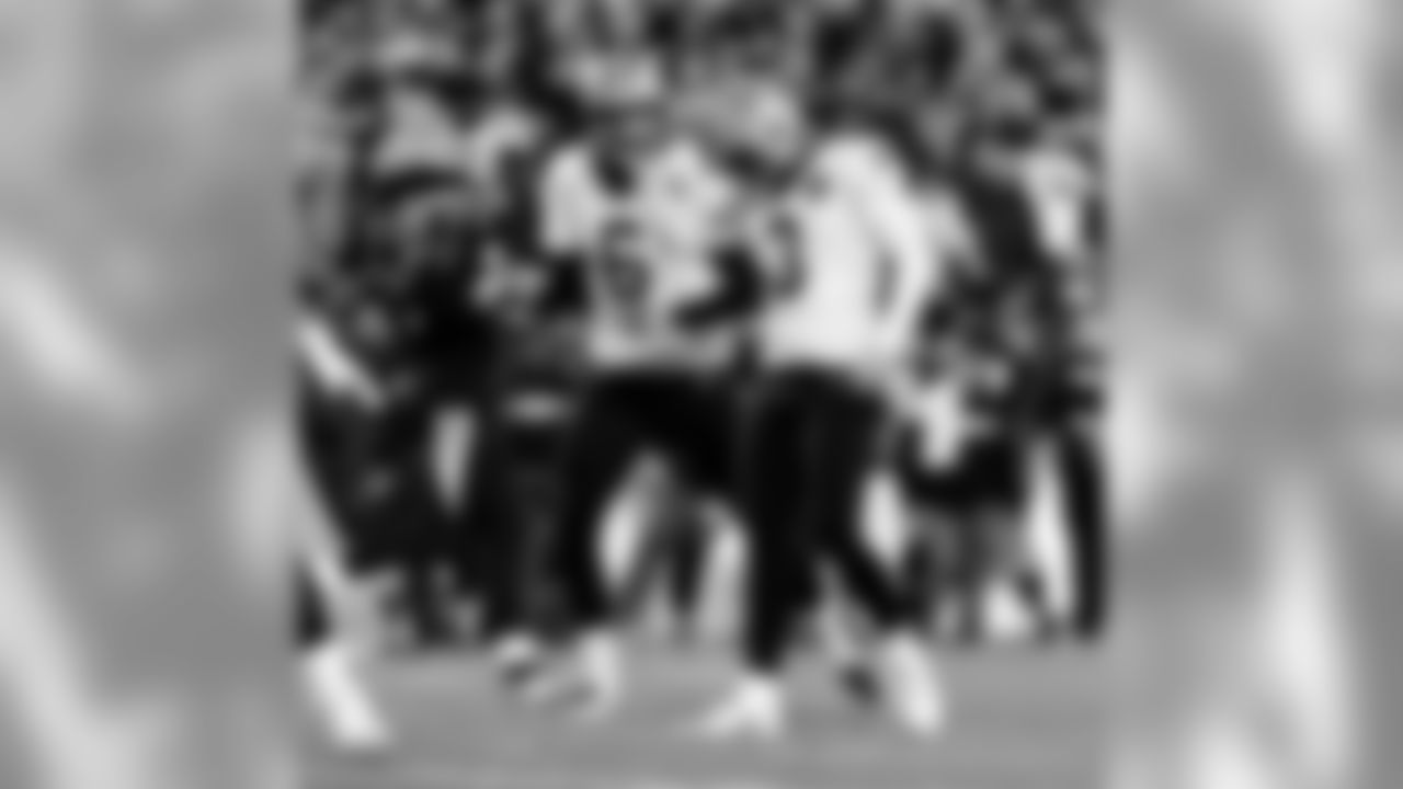 Saints 12 - Carolina 9 (W)
New Orleans Saints 2018 Season
Michael C. Hebert