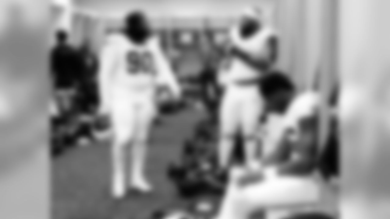 Saints players celebrate their fifth straight win in a 36-25 victory over the Chicago Bears in week 7 of the 2019 NFL season.