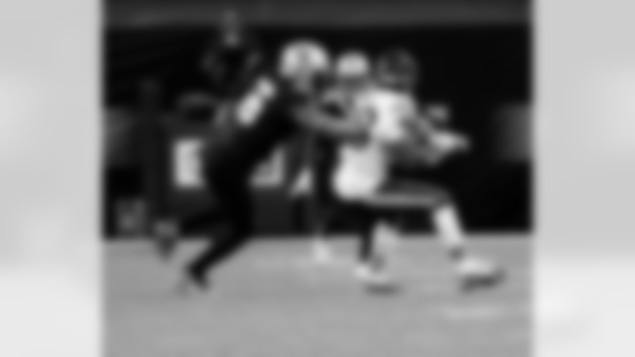 Check out photos of New Orleans Saints linebacker Demario Davisin action during the 2020 NFL season.