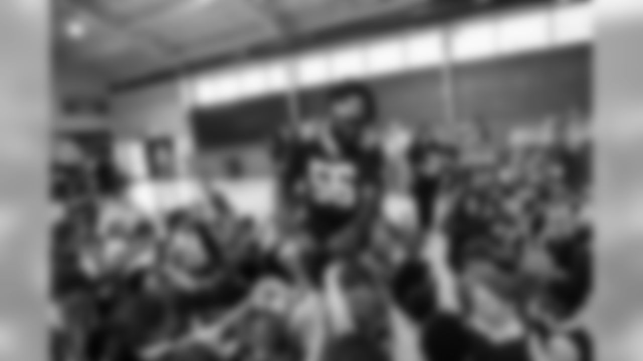 To show appreciation for their continued support, Demario Davis surprised the staff and students of St. Louis King of France School with headbands, pizza and drinks courtesy of Coca Cola on Monday.