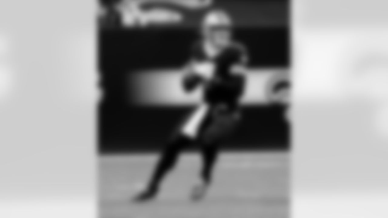 1-BUCS GAME 2020
SAINTS 34 - BUCS 23 (W)
All Images Copyright Michael C. Hebert