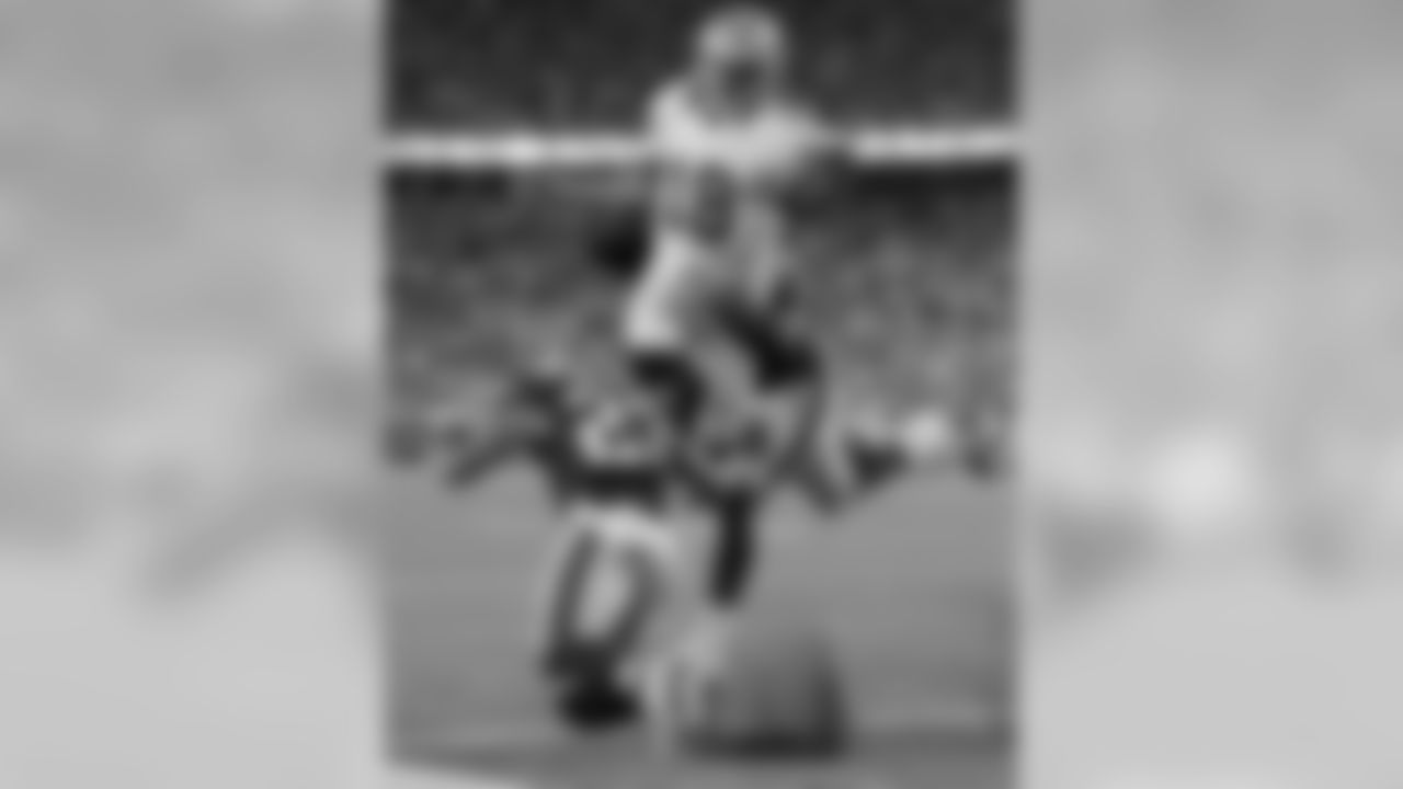 At Colorado State, Grayson threw for 7702 yards, 55 touchdowns and only 18 interceptions in his two years as a starter.