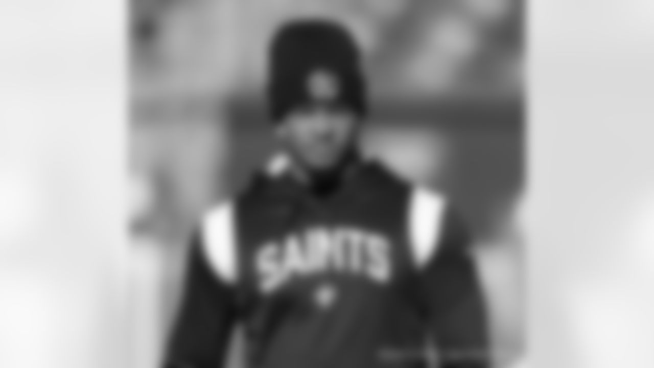 Check out the pregame warmups from the New Orleans Saints ahead of their game against the Philadelphia Eagles in Week 17 of the 2022 NFL season.