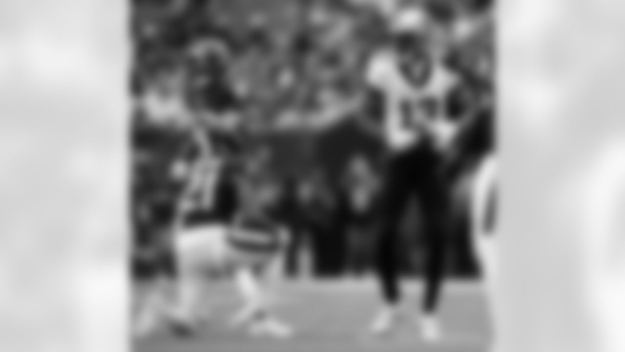 Check out the game action shots from the New Orleans Saints game against the Houston Texans in Week 6 of the 2023 NFL season.