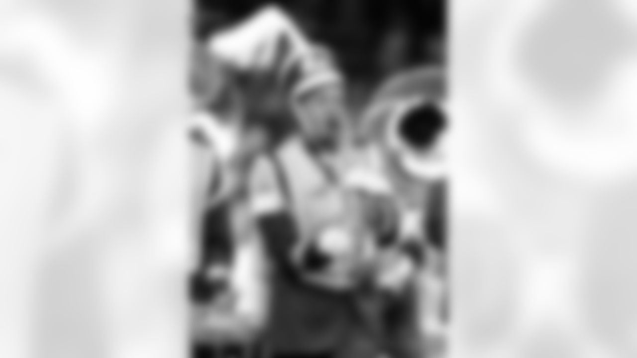 Gallery-NOSLAR-WK9-110418-0519