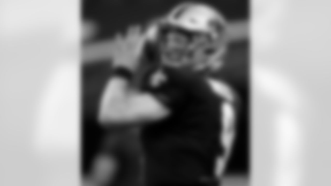 Pregame photos from the New Orleans Saints playing host to the San Francisco 49ers in Week 10 of the 2020 NFL season.