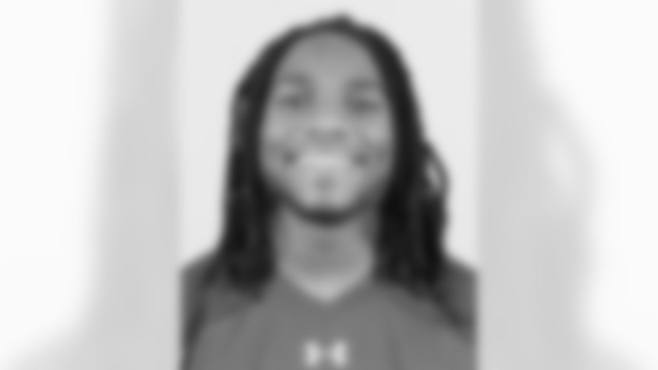 LB Jaylon Smith