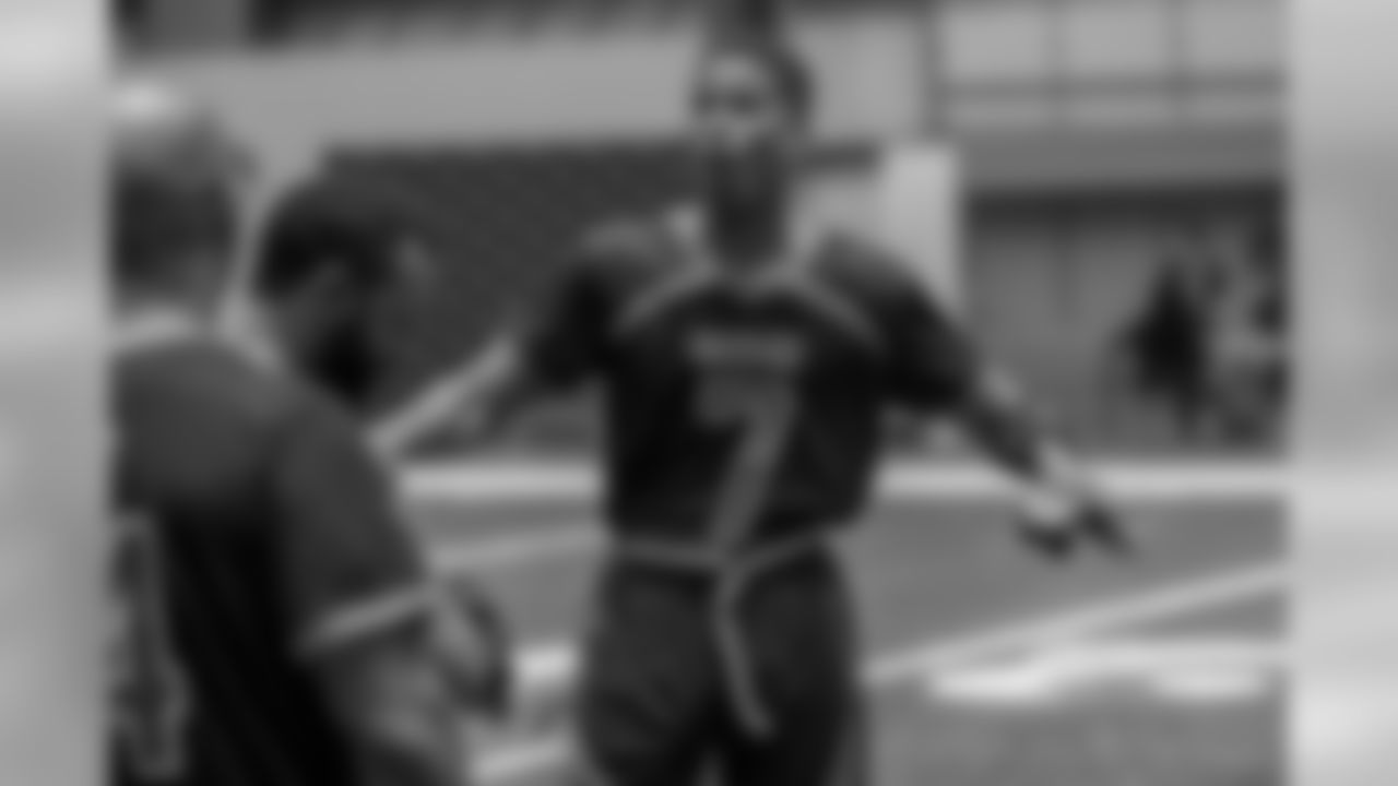 Gallery_NOPDFlagFootball0917192560x144030