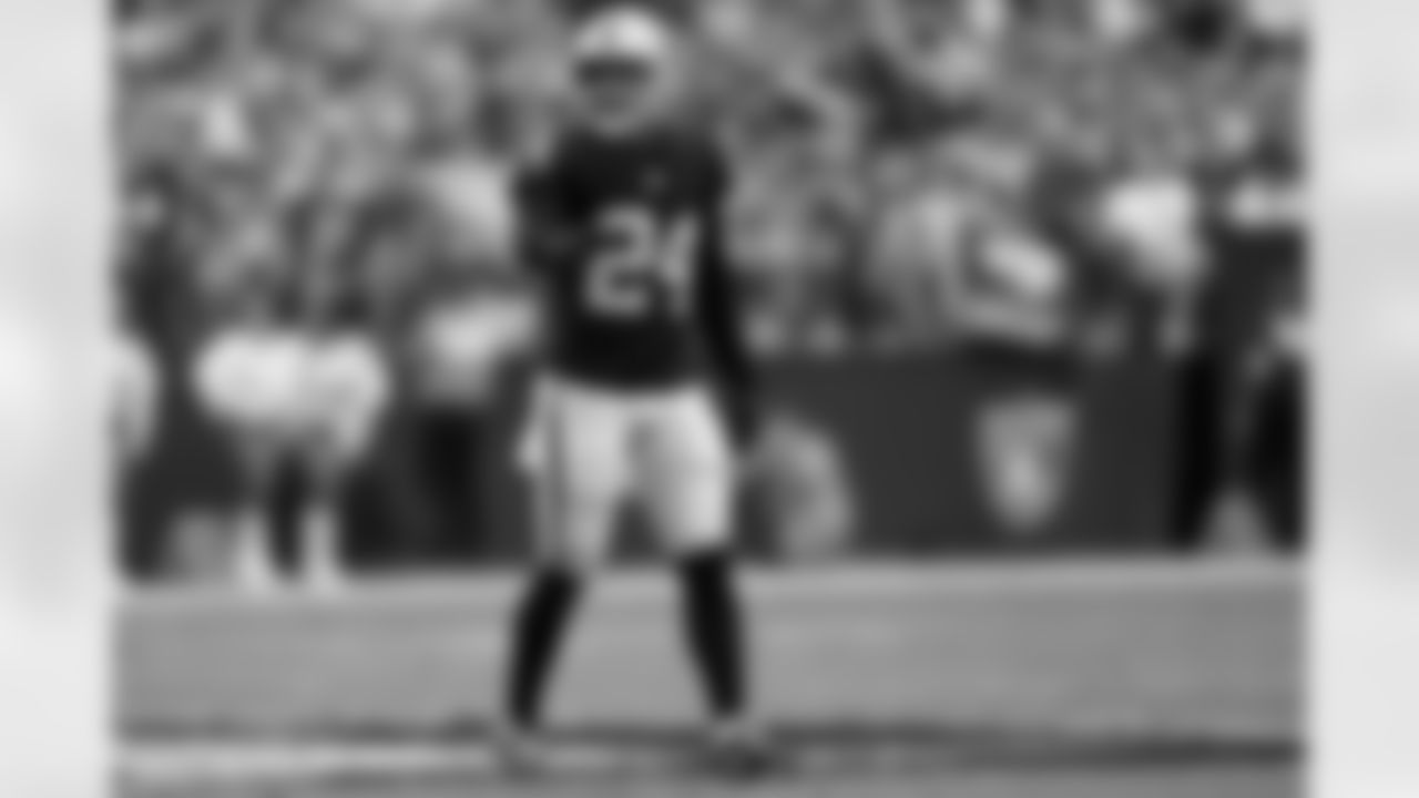 New Orleans Saints announced that they have signed with free agent safety Johnathan Abram on Wednesday, March 22, 2023. Check out Johnathan in action with the Seattle Seahawks and Las Vegas Raiders during his NFL career.