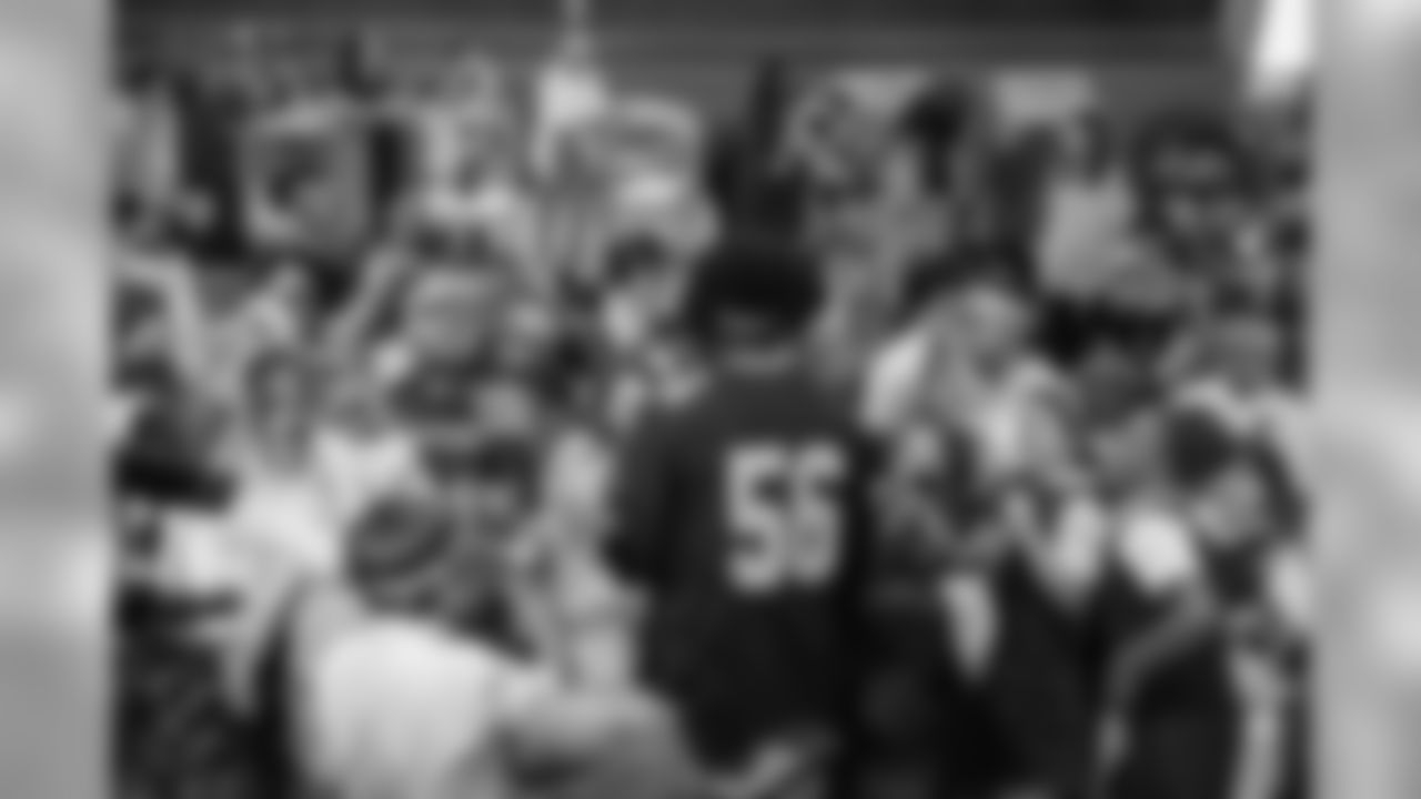 To show appreciation for their continued support, Demario Davis surprised the staff and students of St. Louis King of France School with headbands, pizza and drinks courtesy of Coca Cola on Monday.