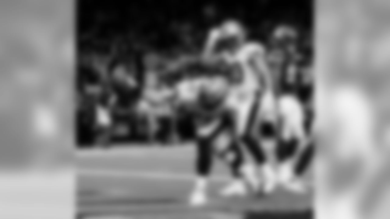 2019 Saints Pre Season
Vikings 35 Saints 24 (L)
2019 New Orleans Saints
All Images Copyright Michael C. Hebert