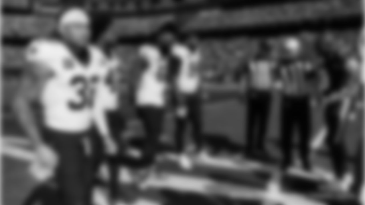 Check out the pregame warm-ups from the New Orleans Saints game against the New England Patriots in Week 5 of the 2023 NFL season.