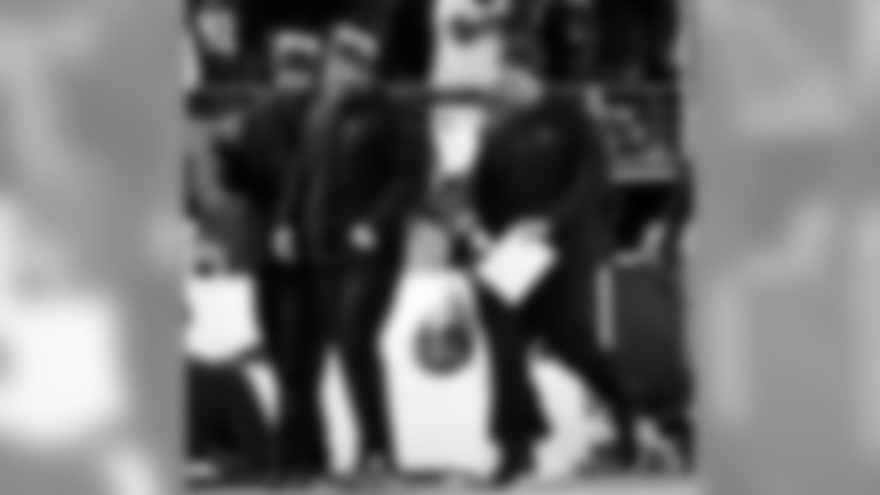Gallery-Reg-Wk7-Saints-Ravens-Coaches-Staff-102118-012