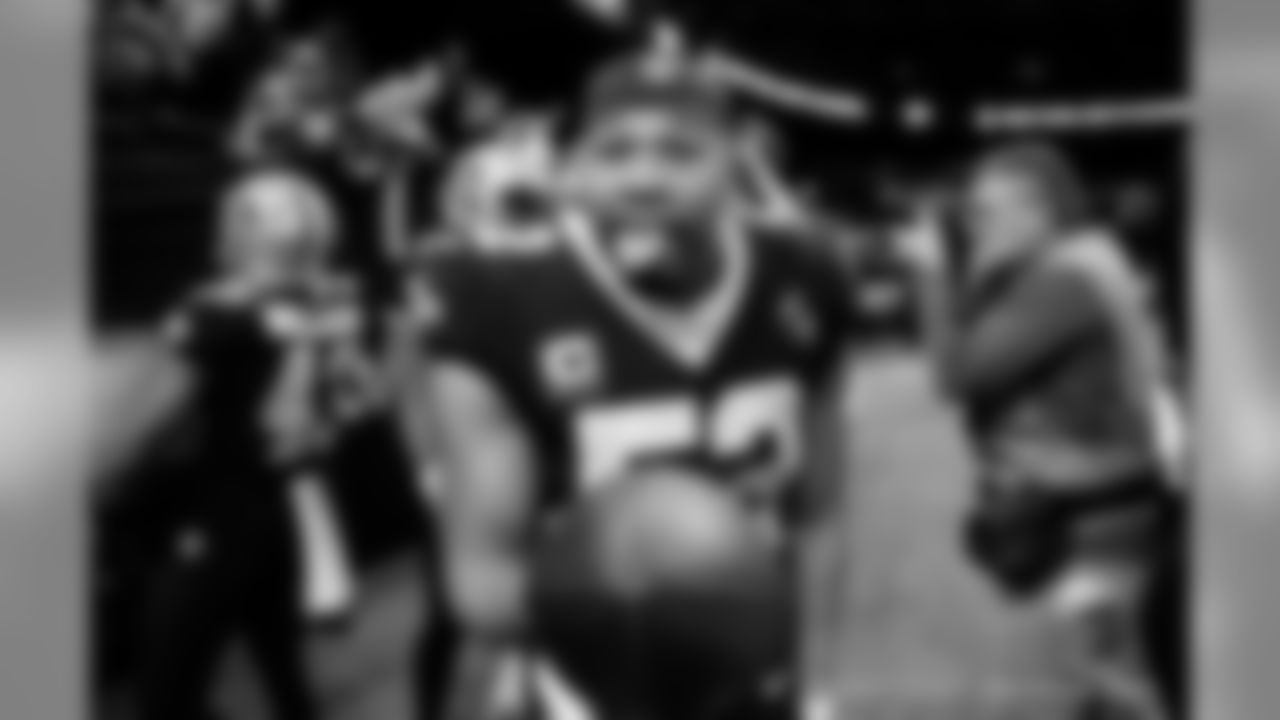 Saints 20 - Eagles 14 (W)
Divisional Game
Michael C. Hebert