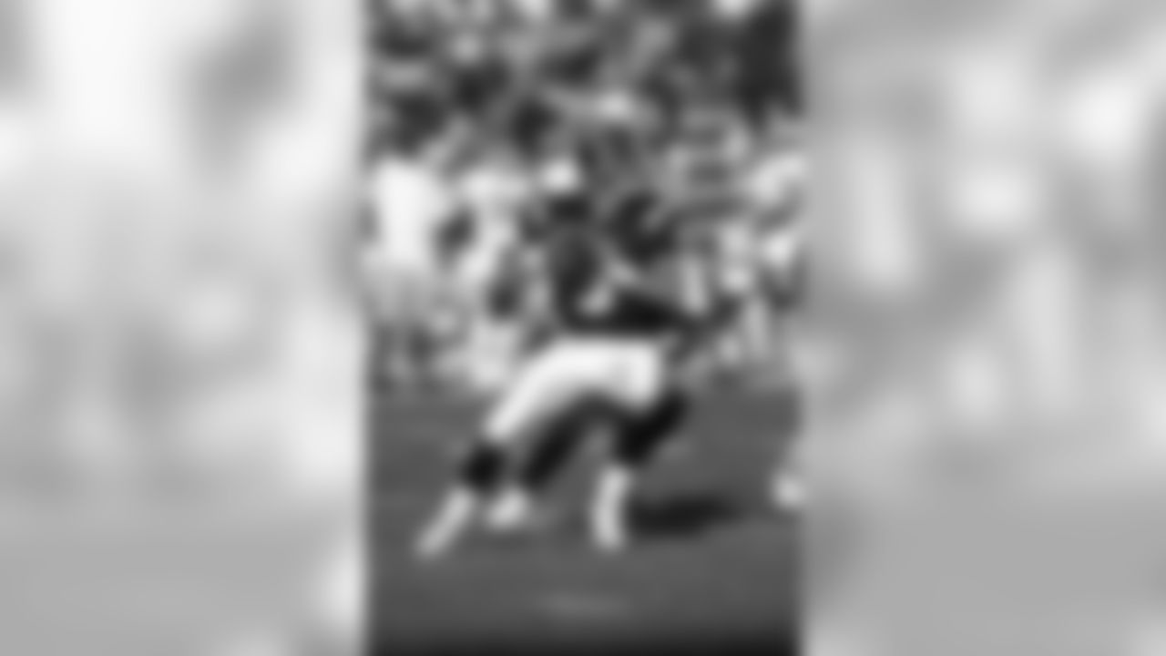 The number of passes Brees completed in first NFL game on Nov. 4, 2001 with the San Diego Chargers.