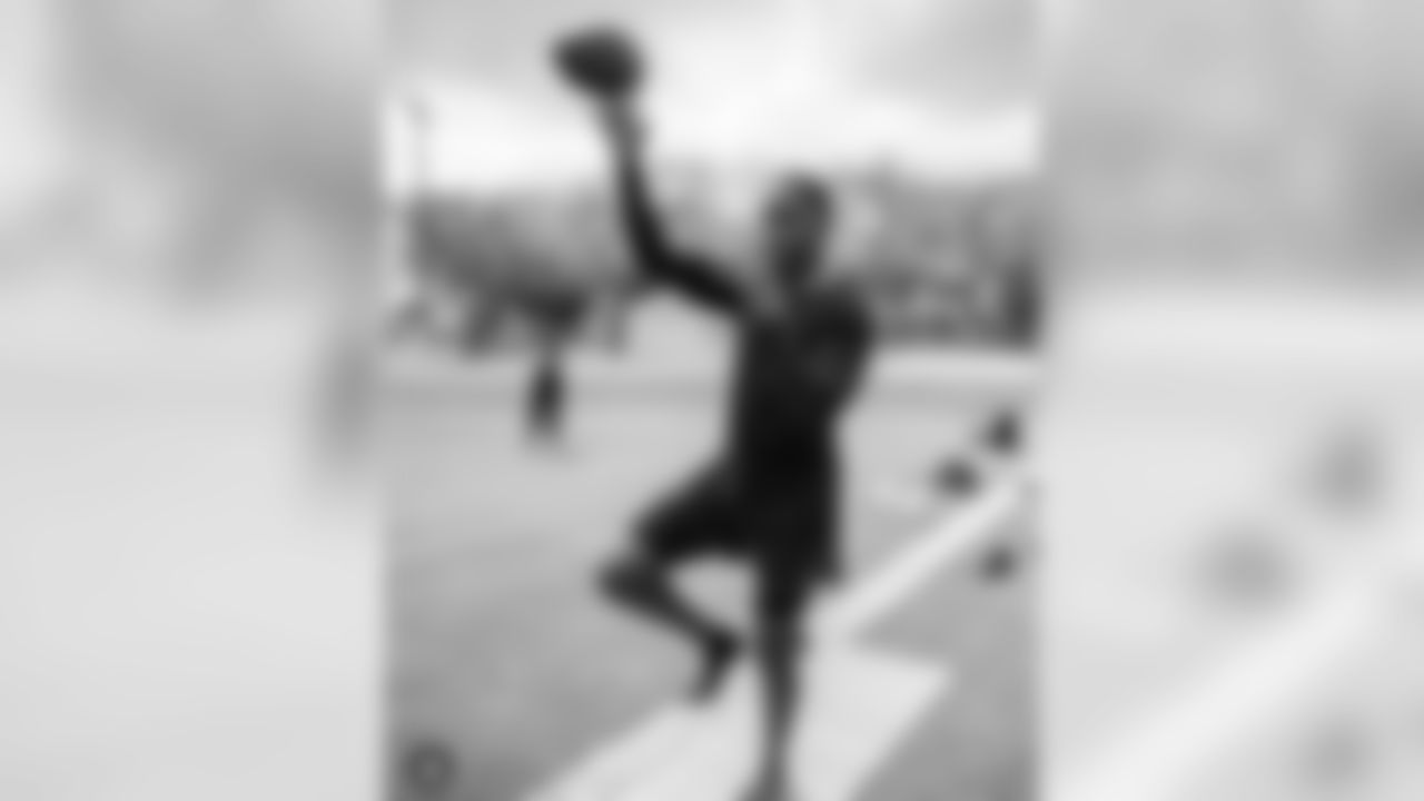 Teddy Bridgewater: "Connecting with the universe..