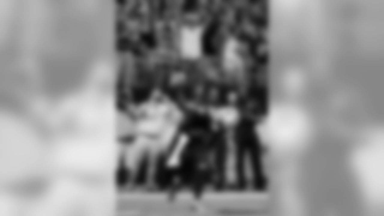 Saints 30 - Texans 28 (W) 1-0
2019 New Orleans Saints
All Images Copyright Michael C. Hebert