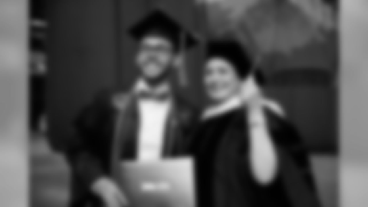 Gallery-GayleBenson-Loyola-051119_037