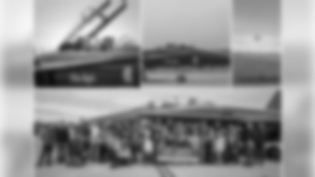 All Saints Day School: What a day! Incoming Head of School, Scott Fujita got the chance to go supersonic, in an F/A-18 Hornet. Blue Angel pilot, Lt. Cary Rickoff showed Mr. Fujita a whole new set of ropes, as the All Saints' community got to watch. Stand by for more amazing footage soon... 😄 What an experience!
If you have a chance, visit the California International Airshow tomorrow or Sunday!