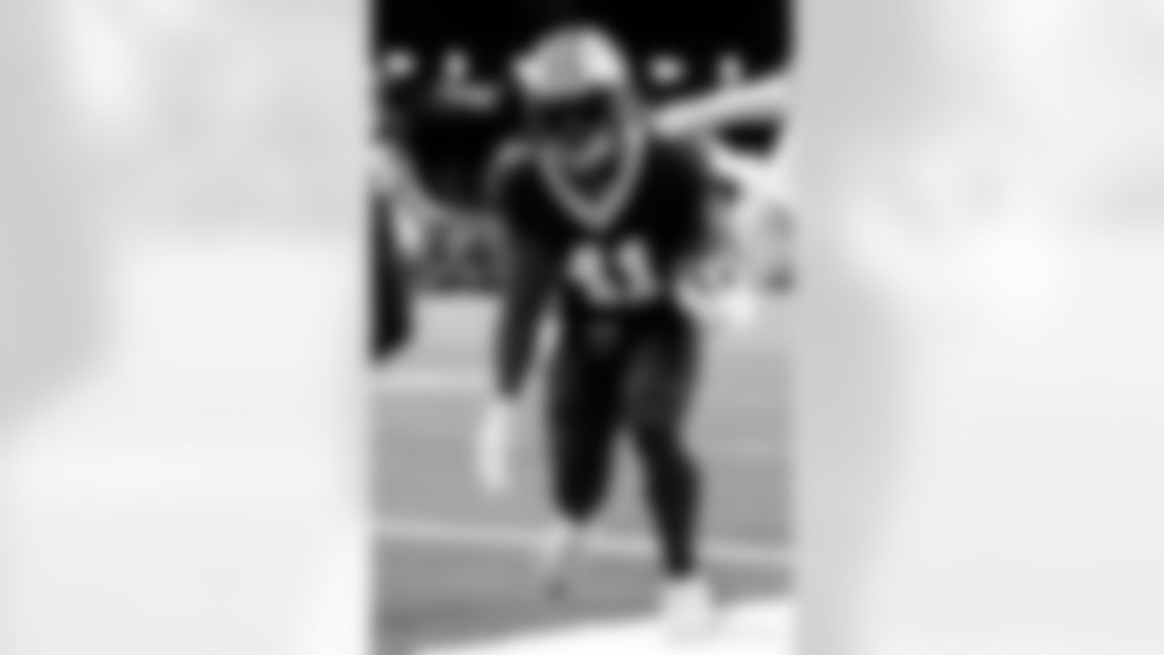 Check out photos of New Orleans Saints running back Alvin Kamara in action during the 2020 NFL season.