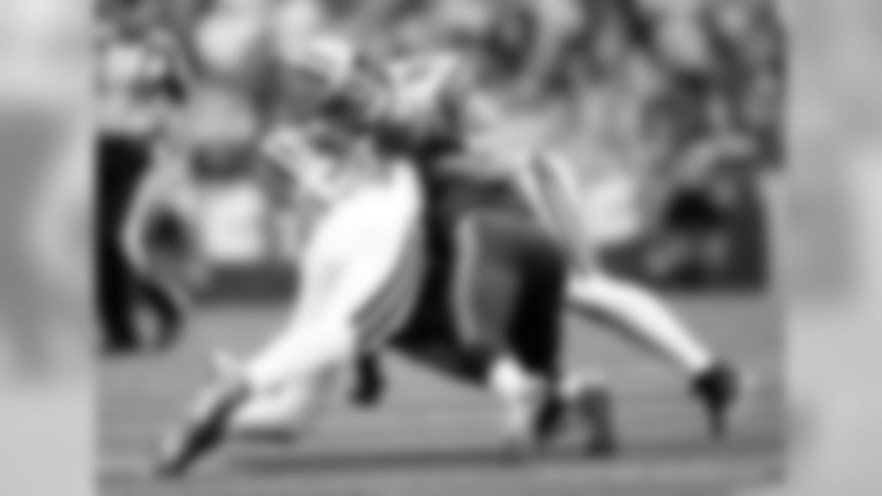 Game action photos of the New Orleans Saints taking on the Seattle Seahawks in week 3 of the 2019 NFL season.