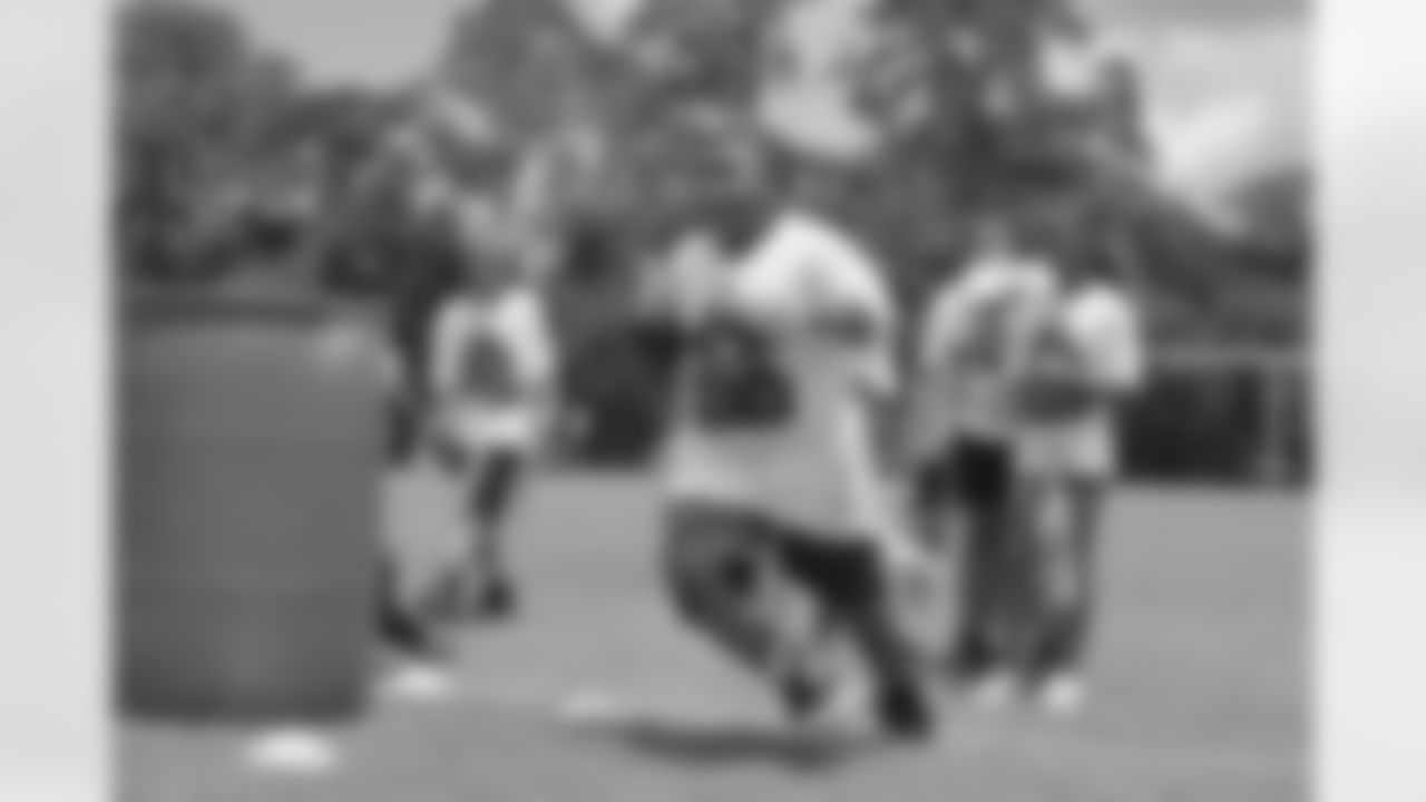 New Orleans Saints safety Marcus Maye hosted a free youth football camp on Saturday, May 14, 2022 in partnership with USA Football FUNdamentals. The event provided New Orleans area youth a unique opportunity to hear and learn from Maye and other NFL stars as well as practice football skills.