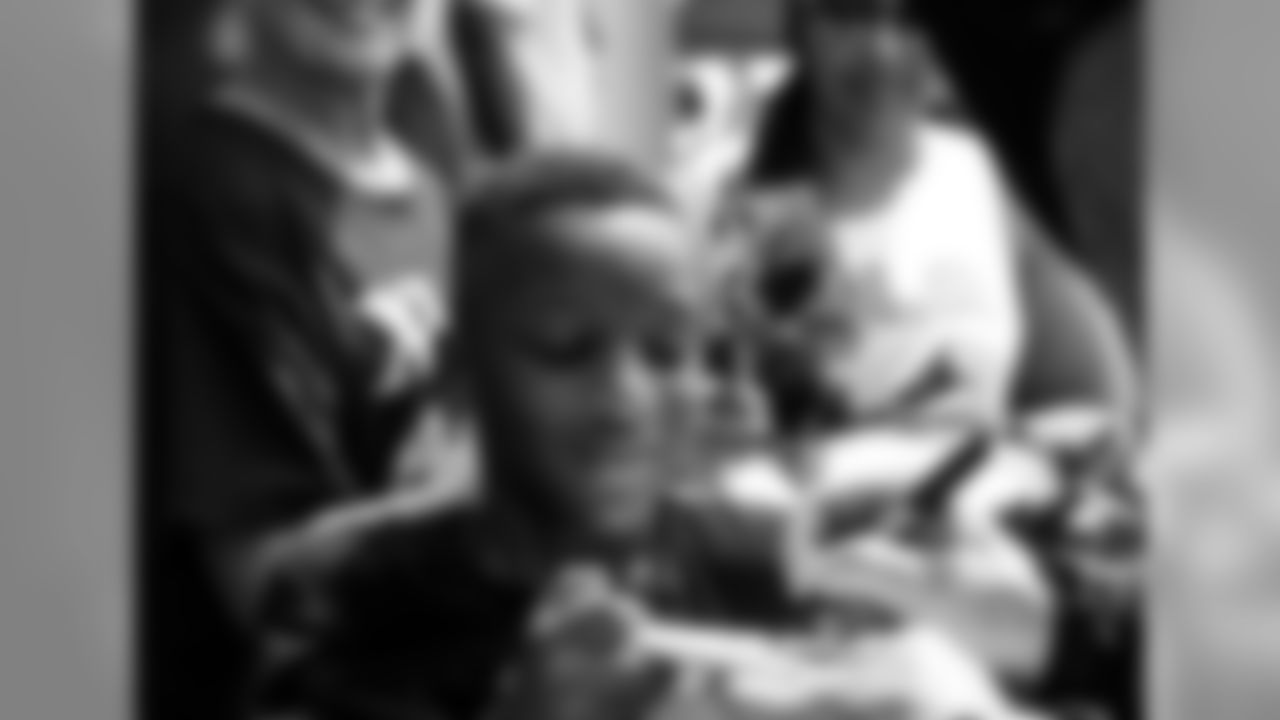 Gallery_TraniningCamp_081219_Fans45