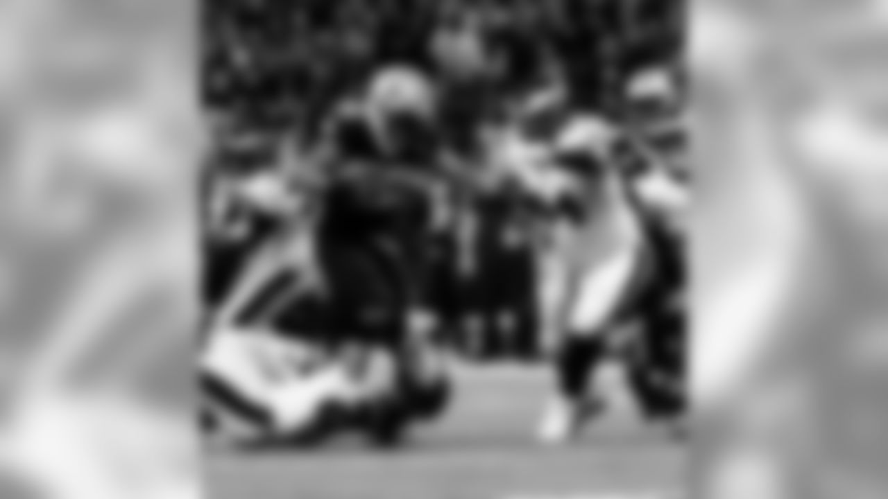 Saints 20 - Eagles 14 (W)
Divisional Game
Michael C. Hebert