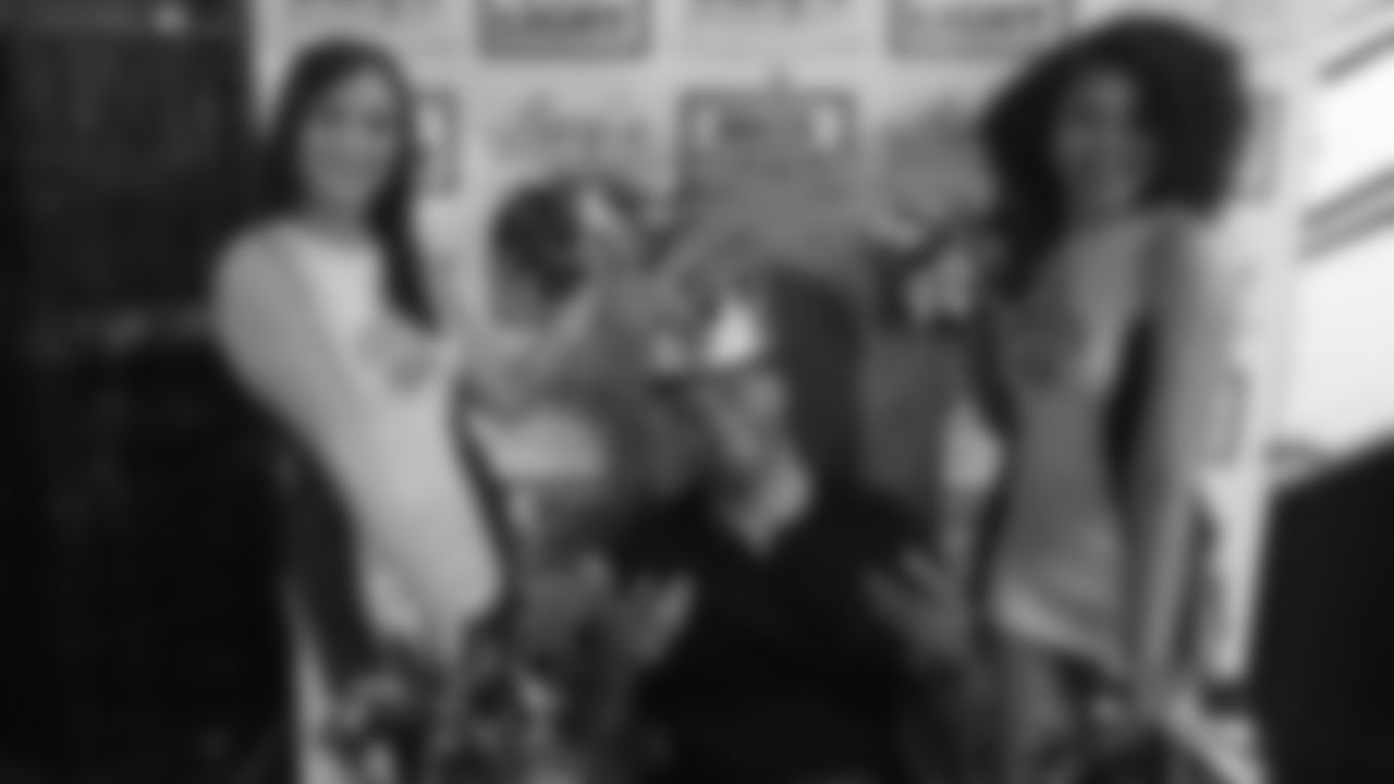 Gallery_BudLight_Viewing_112918_008