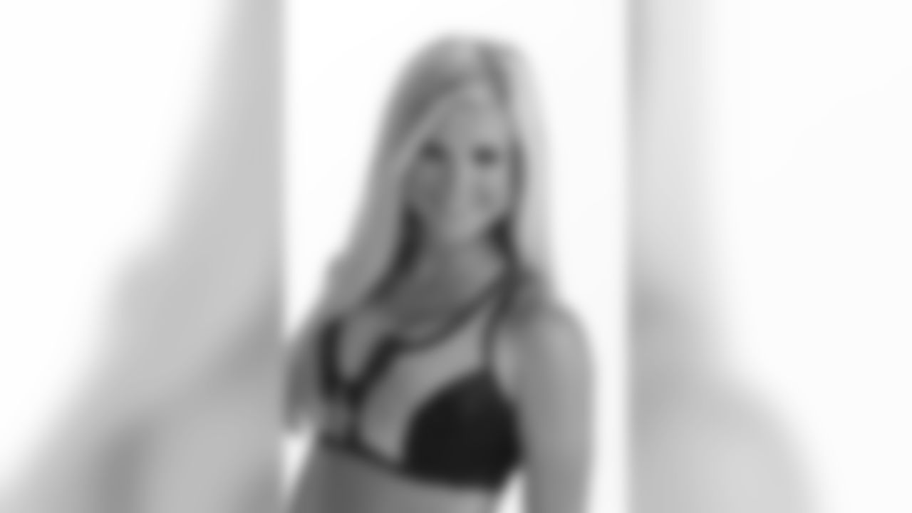 New Orleans Saintsation Lindsey