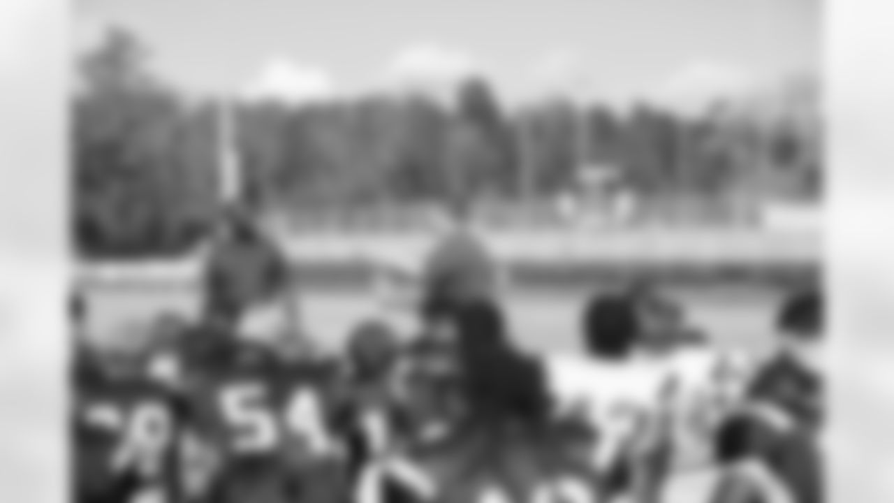 Gallery-coach-of-the-week-102221-st-thomas-0008