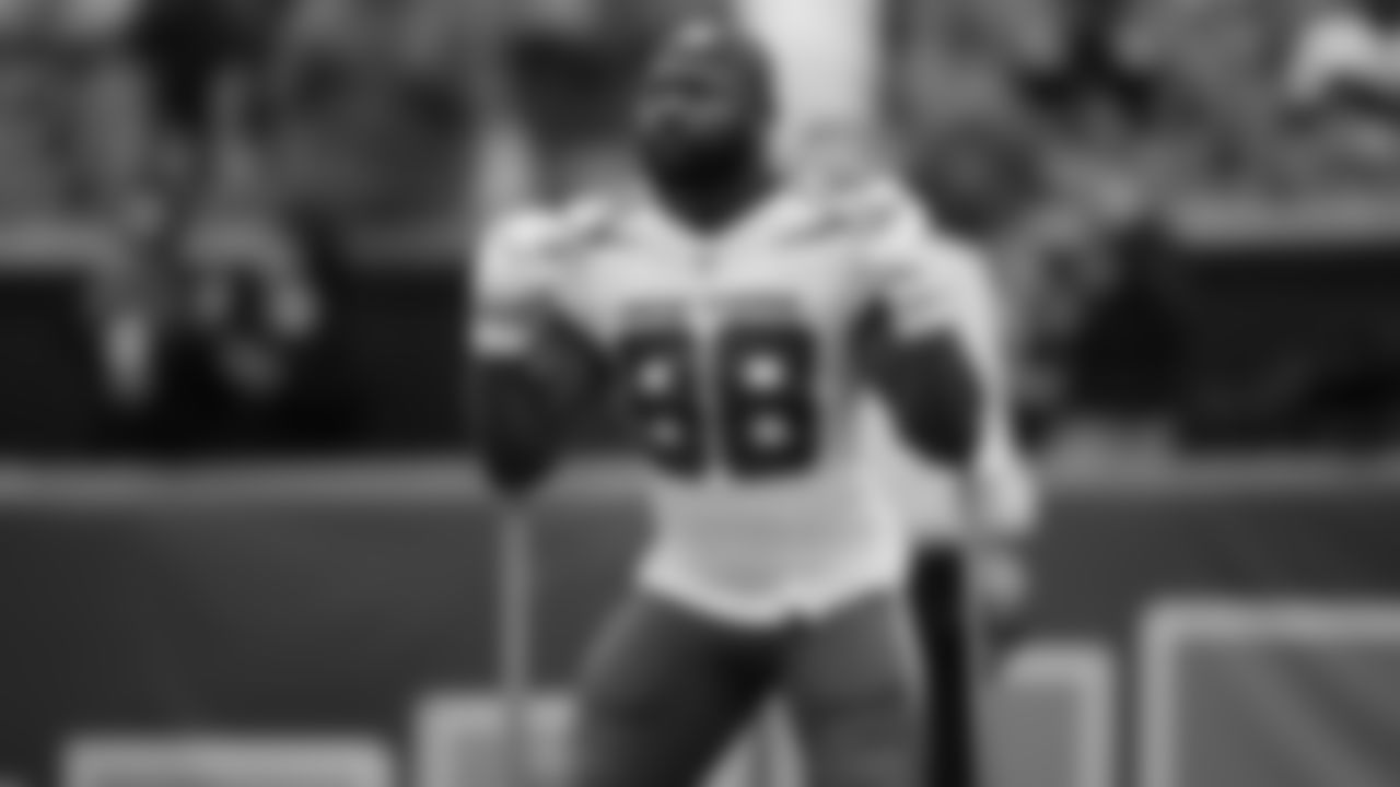 Take a look at the newest addition to the New Orleans Saints roster, veteran running back Ty Montgomery.