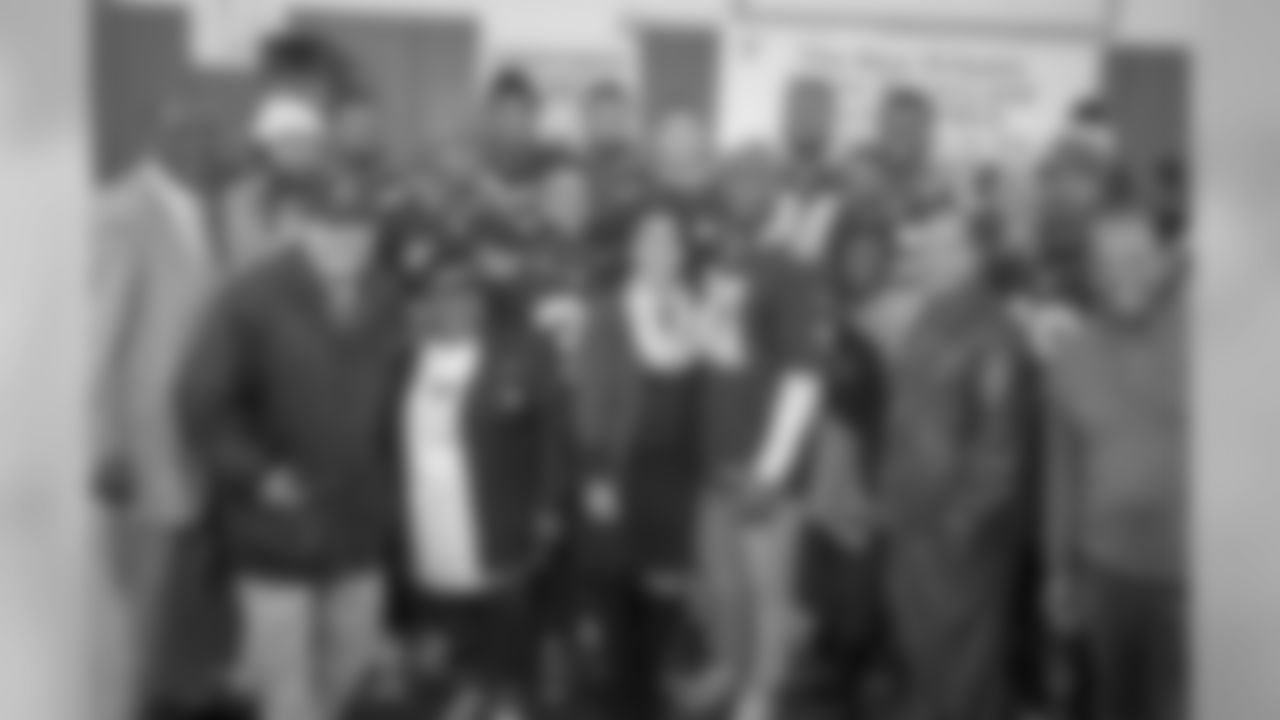 2560-1440-Gallery-saints-YMCA_Turkey-0597