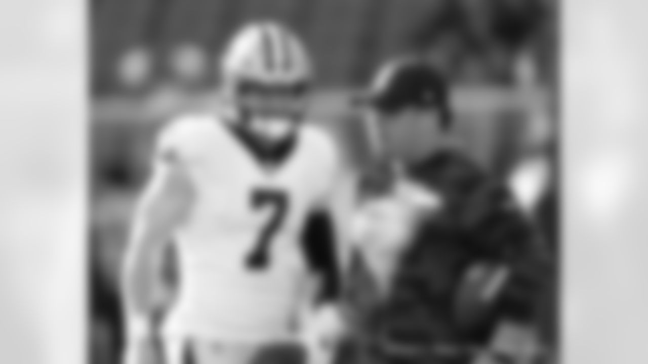 Check out the team arrivals and preparations from the New Orleans Saints ahead for their Week 12 matchup against the San Francisco 49ers.