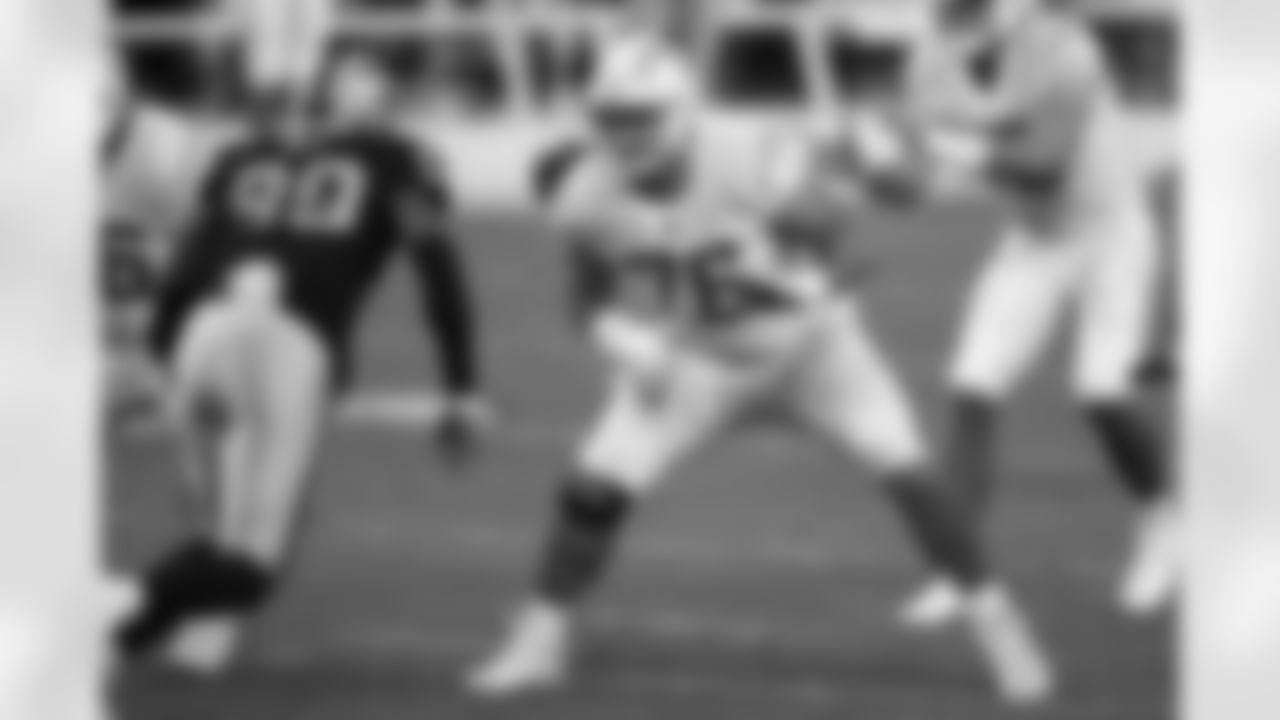 New Orleans Saints announced that they have agreed to terms with free agent guard Forrest Lamp on Friday, April 1, 2022. Check out Forrest in action with the Saints and Chargers during his five NFL seasons.