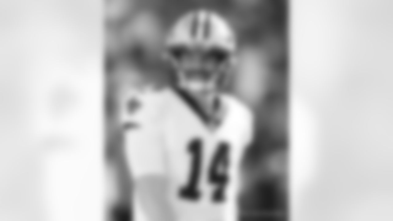 Check out the team arrivals and preparations from the New Orleans Saints ahead for their Week 12 matchup against the San Francisco 49ers.