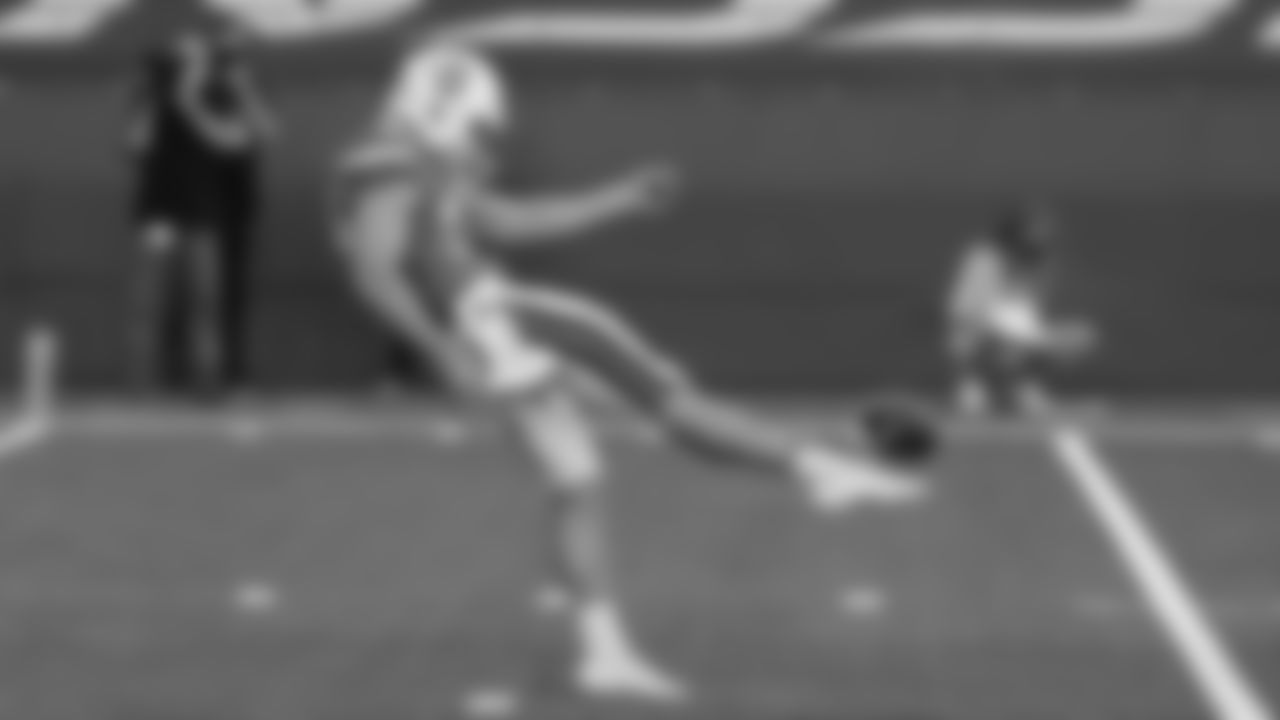 Nolan Cooney – punter, Syracuse
