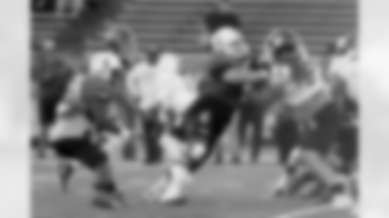 Defensive tackle Harrison Phillips of Stanford