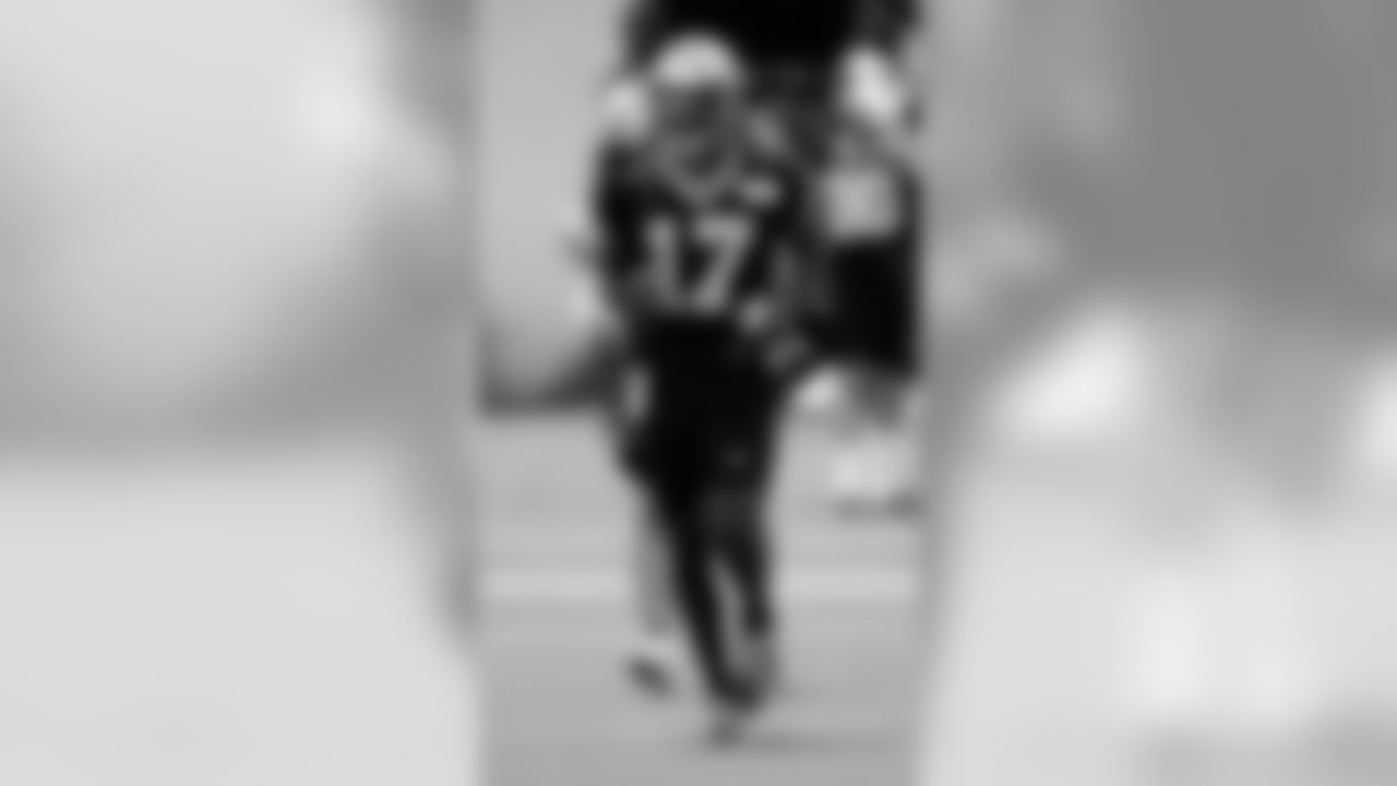 2019 New Orleans Saints - Vet Mini Camp
June 11th
All Images Copyright Michael C. Hebert