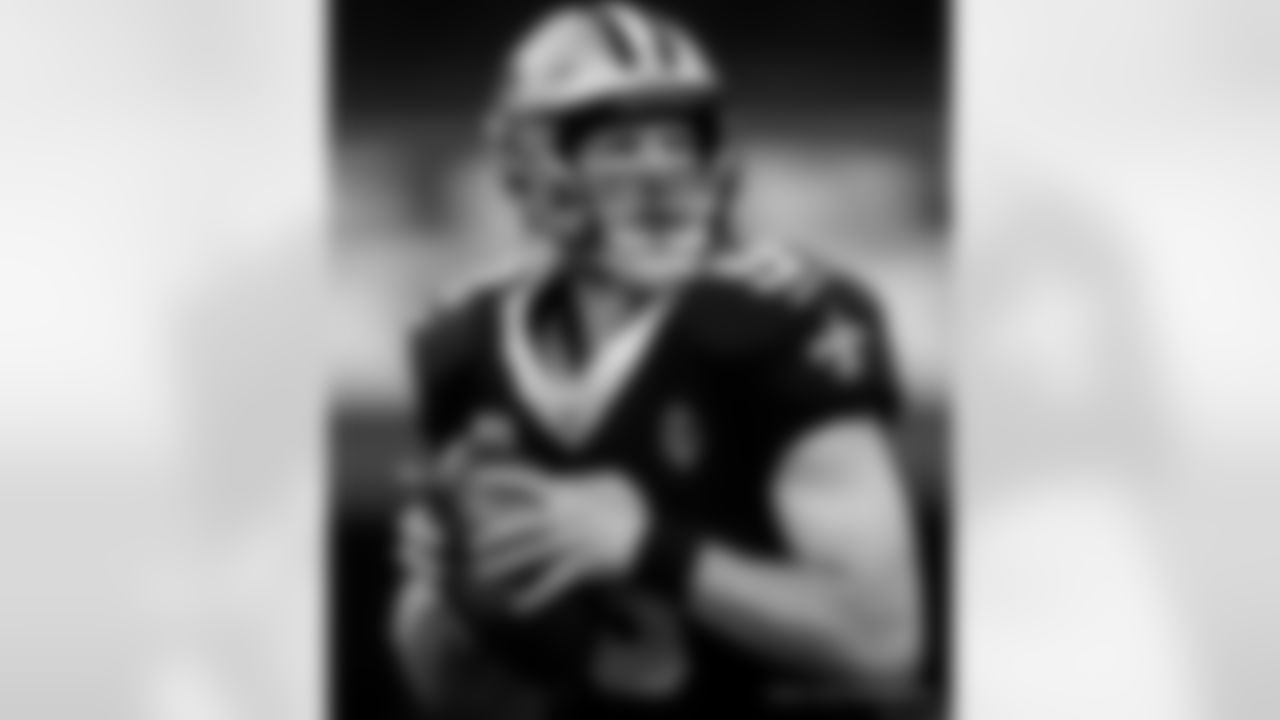 Game action photos from the New Orleans Saints vs. Los Angeles Chargers matchup in Week 5 of the 2020 NFL season.