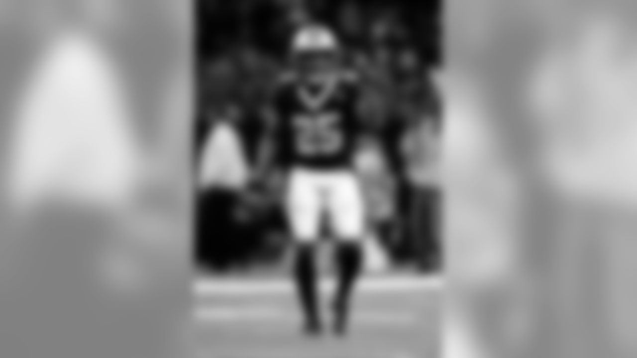 August 18-30-2018
Pre Season Game - 2P
New Orleans 20 - Los Angeles 0 (W)
Saints 3-1 in 2018 Pre Season
New Orleans Saints 2018 Season
Michael C. Hebert
