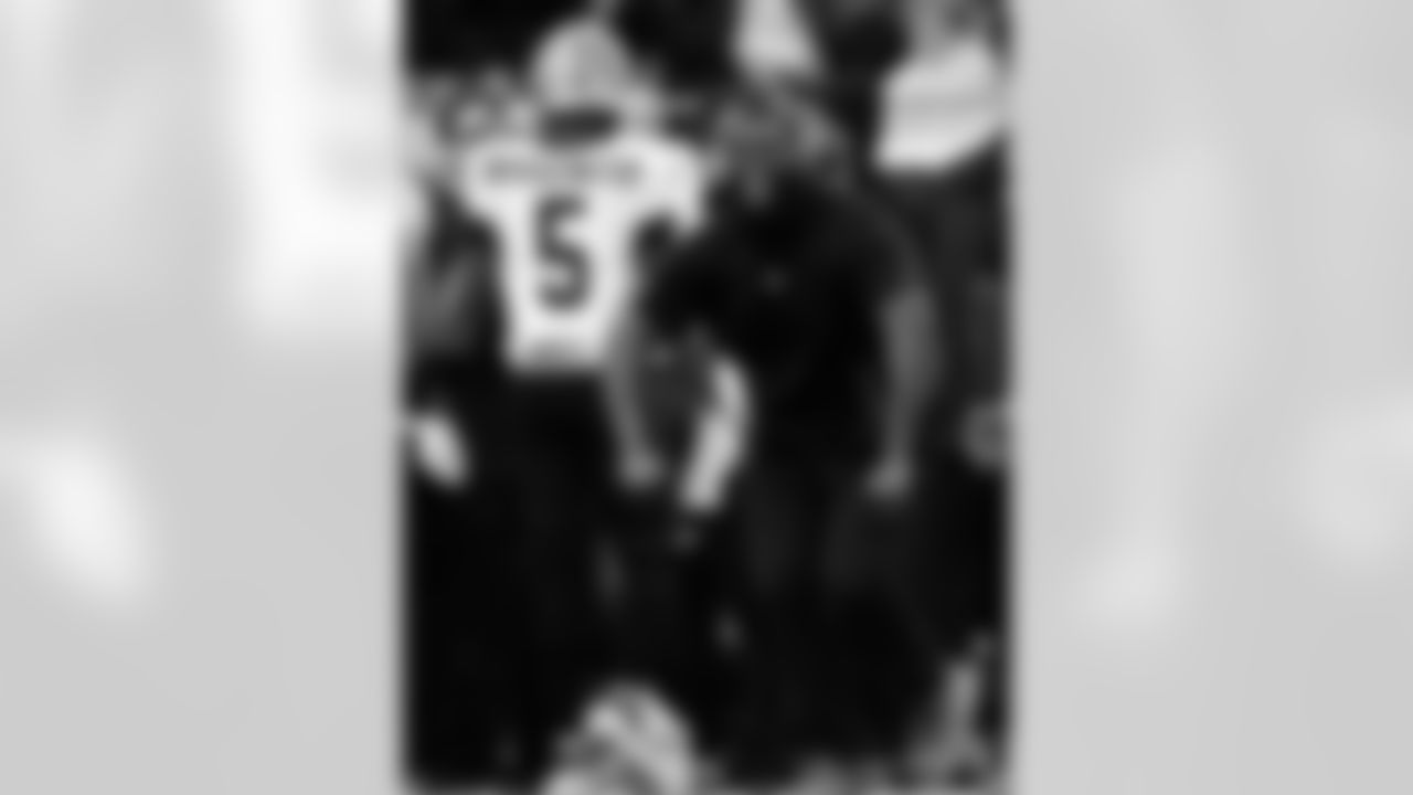 Saints 28 - Bucs 14 (W)
South Division Champions
New Orleans Saints 2018 Season
Michael C. Hebert